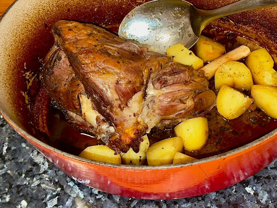 Foto referencial: Cordero de Lonquimay al vino