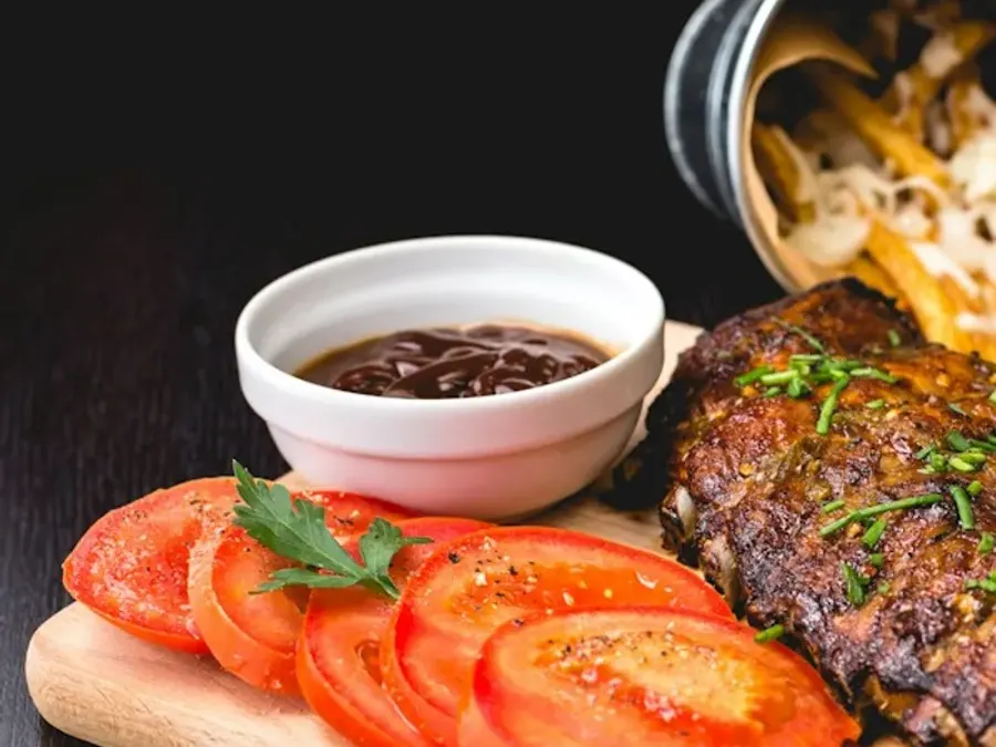 Foto referencial: Costillar de cerdo, ocho horas